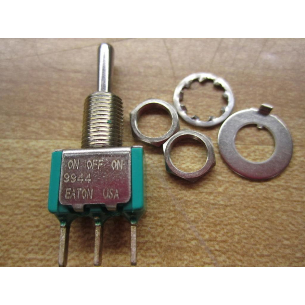 Cutler Hammer 9944 Eaton Toggle Switch - New No Box