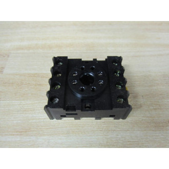 Cutler Hammer D3PA2 Eaton Relay Socket 10A  250V - New No Box