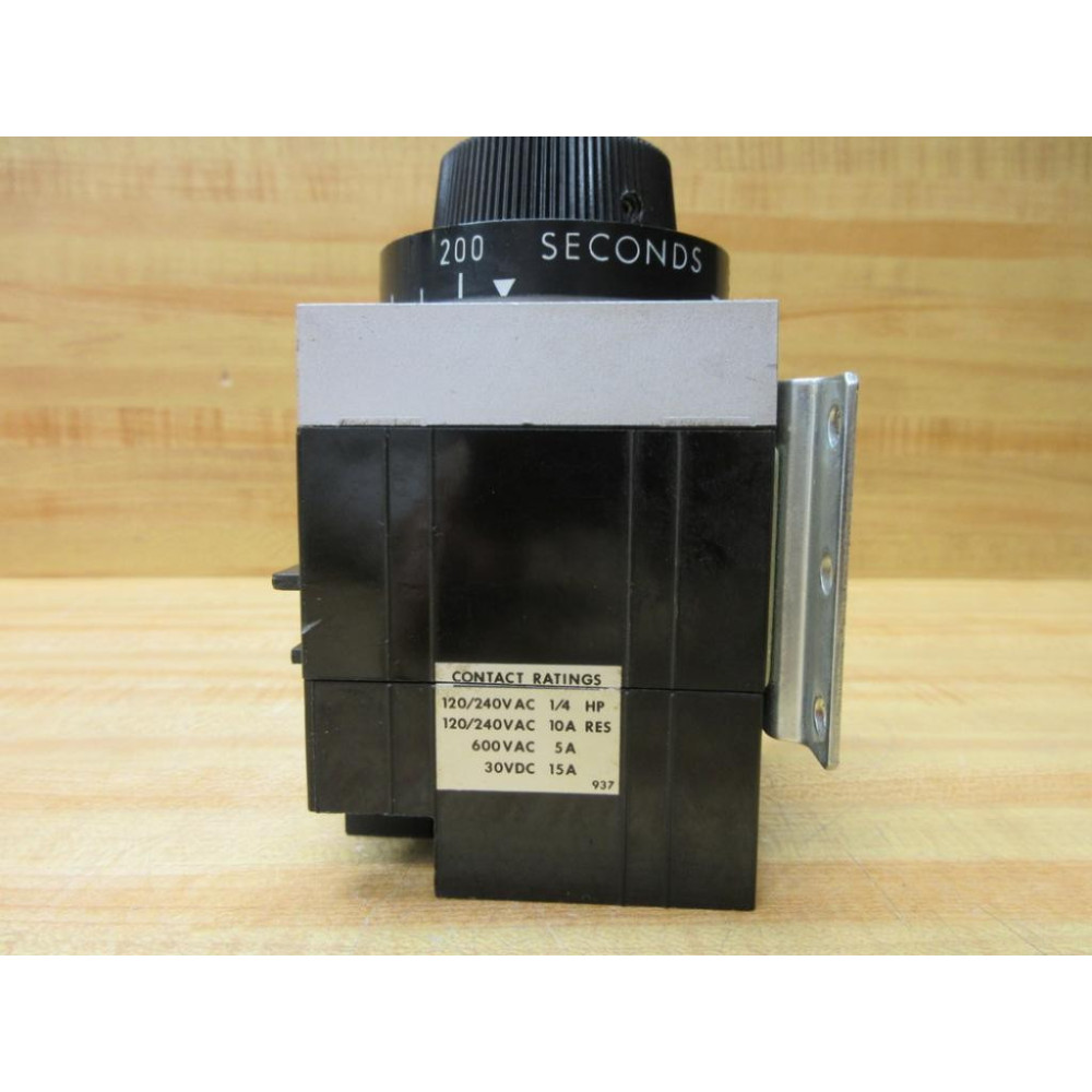 Agastat 7012PEI2LL Timing Relay - Used