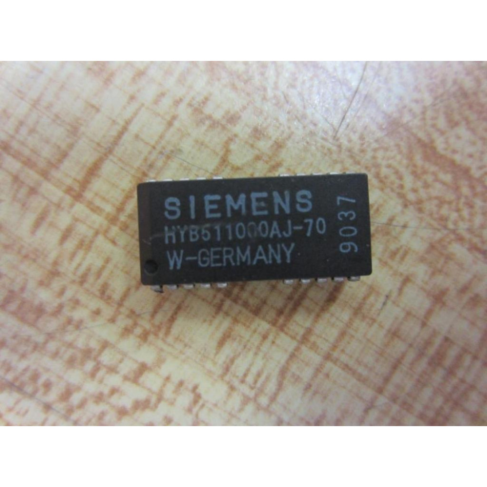 Siemens HYB511000AJ-70 Integrated Circuit  HYB511000AJ70 (Pack of 5)