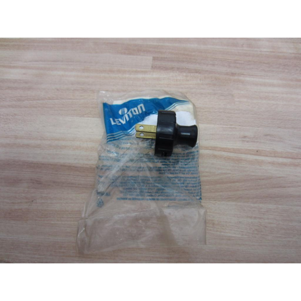 Leviton 48646 Non-Polarized Handle Plug