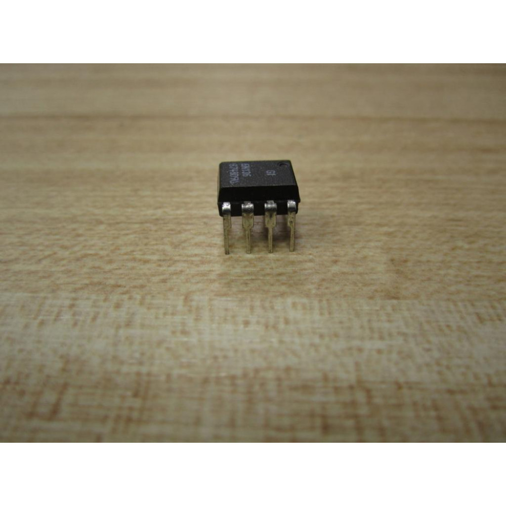 Vishay 6N136 Optocoupler Transistor - New No Box