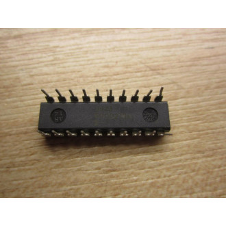 Lattice GAL16V8B-15QP Integrated Circuit