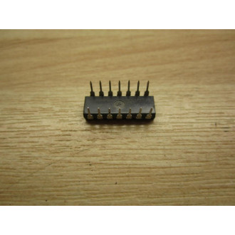 Fairchild 74LS03PC Integrated Circuit
