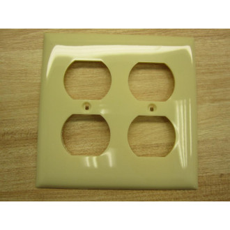 Hubbell P82 Wall Plates P82 (Pack of 3)