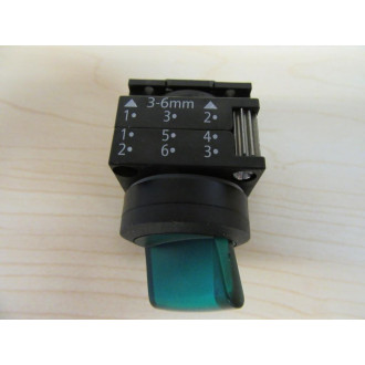 Siemens 3SB3001-2HA41 Green 3 Position 3SB30012HA41 wBase - New No Box