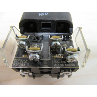 Allen Bradley 800T-QMH10G Push Button Switch