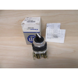 Allen Bradley 800T-N3KG4B Selector Switch