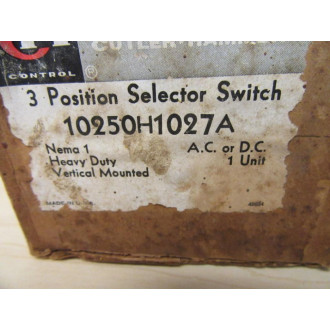 Cutler Hammer 10250H1027A Switch Station