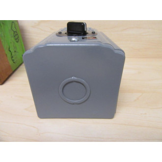 Cutler Hammer 10250H1027A Switch Station