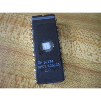 National Semiconductor NMC27C256BQ Integrated Circuit - Used