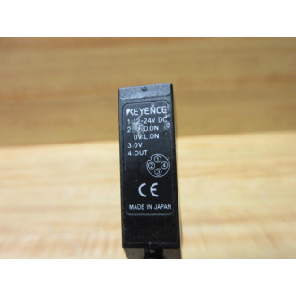 Keyence PZ-M63 Retro-Reflective Connector PZM63 - Used