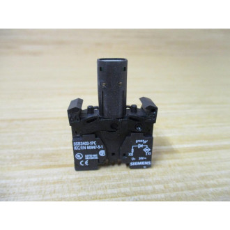 Siemens 3SB3644-6BA40-0CC0 Green 3SB36446BA400CC0 w3SB3403-1PC & Base,Clip
