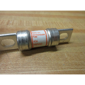 Gould Shawmut Ferraz Mersen A25X40-4 Fuse A25X40