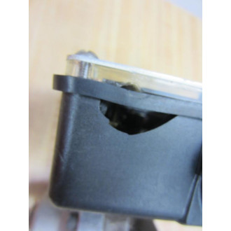 Universal Flow Monitors SH-ISB7GM-6-32V1.0-2NR-3D-6U Indicator - New No Box