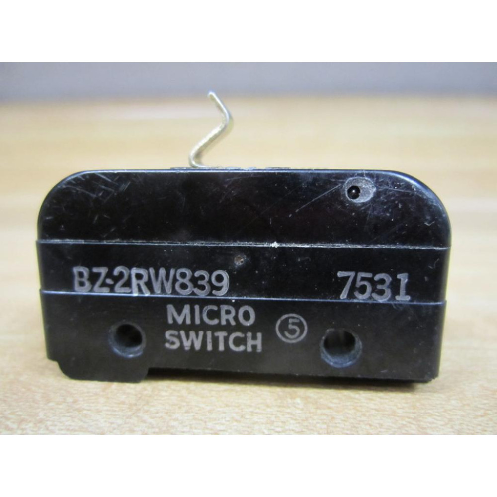 Micro Switch BZ-2RW839 Limit Switch BZ2RW839 - New No Box