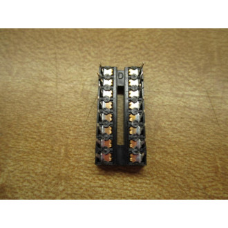 SKT D Integrated Circuit (Pack of 7) - New No Box