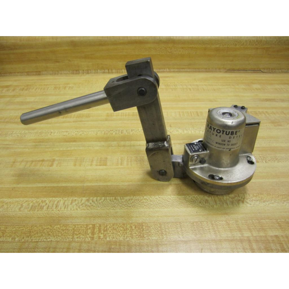Leeds & Northrup 18890 Temperature Detector Missing Cover - Used