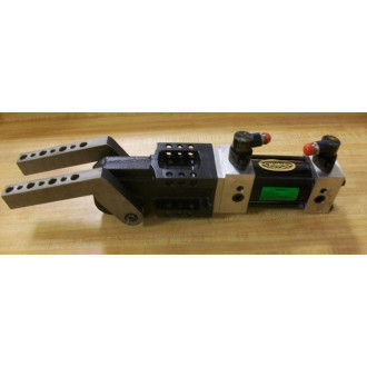 Destaco 961MAD-X228M-90-81-11-SS Clamp - Used