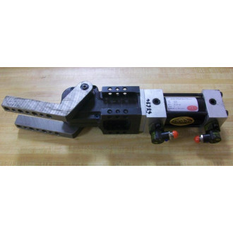 Destaco 961MAD-X228M-90-81-11-SS Clamp - Used