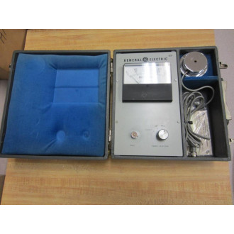 General Electric 123 Dual Range Footcandles Light Meter