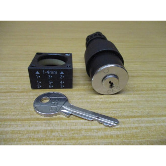 Siemens 3SB3000-4LD01 Key Operated Switch 3SB30004LD01