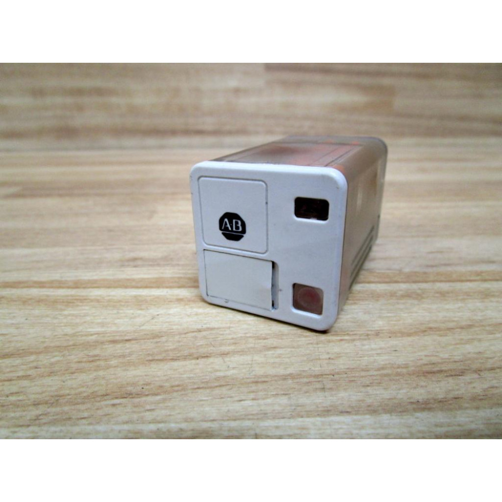 Allen Bradley 700-HA32Z24-4 Relay 700HA32Z244 Series B - Used Allen Bradley 700-HA32Z24-4 Relay 700HA32Z244 Series B - Used