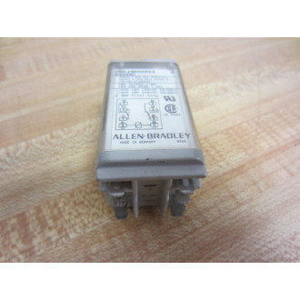 Allen Bradley 700-HB32Z24 Control Relay Ser. E - Used
