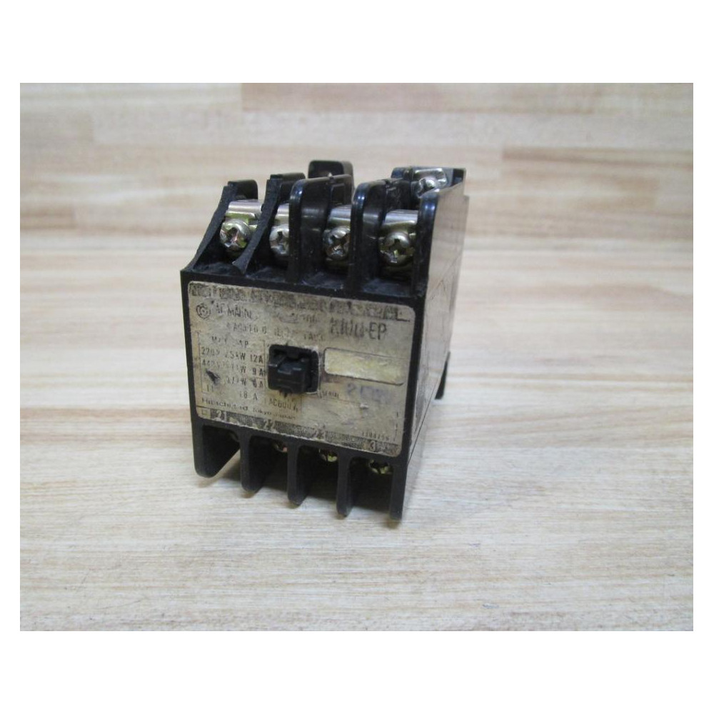 Hitachi 210G-EP Contactor Chipped - Used