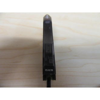 Keyence FS-V33 Photoelectric Amplifier - Used