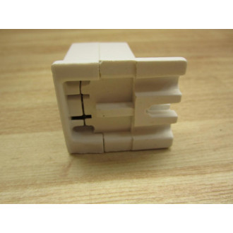 Levtion 13465 Lampholder - New No Box
