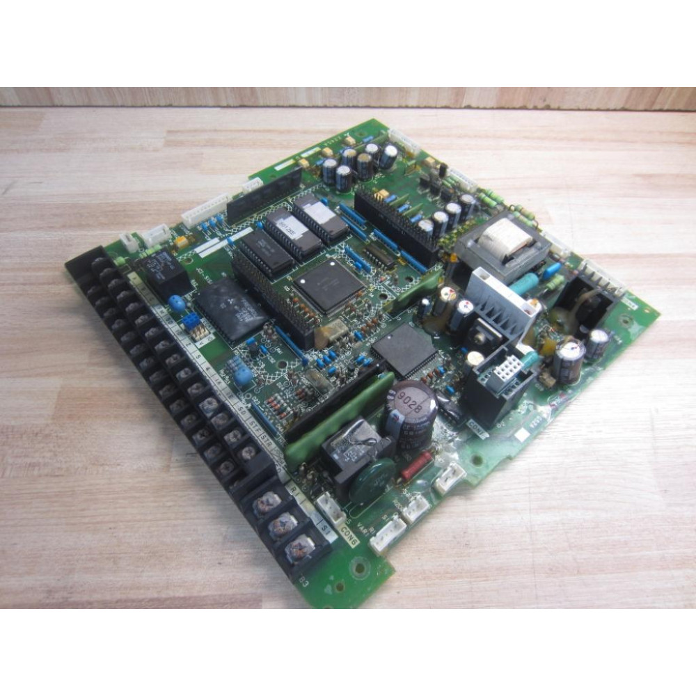 BD645E051G52A Circuit Board Y75002008 - Used