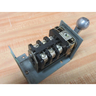 Allen Bradley 350-TAV32 Reversing Drum Switch 350TAV32 WHandle - Refurbished