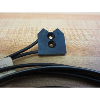Omron E32-L25-2M Fiber Optic Sensor E32L252M - New No Box