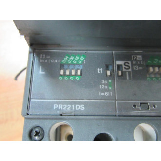 ABB Sace TMAX T4N 250 Circuit Breaker PR221DS W Face Plate Cracked Housing - Used