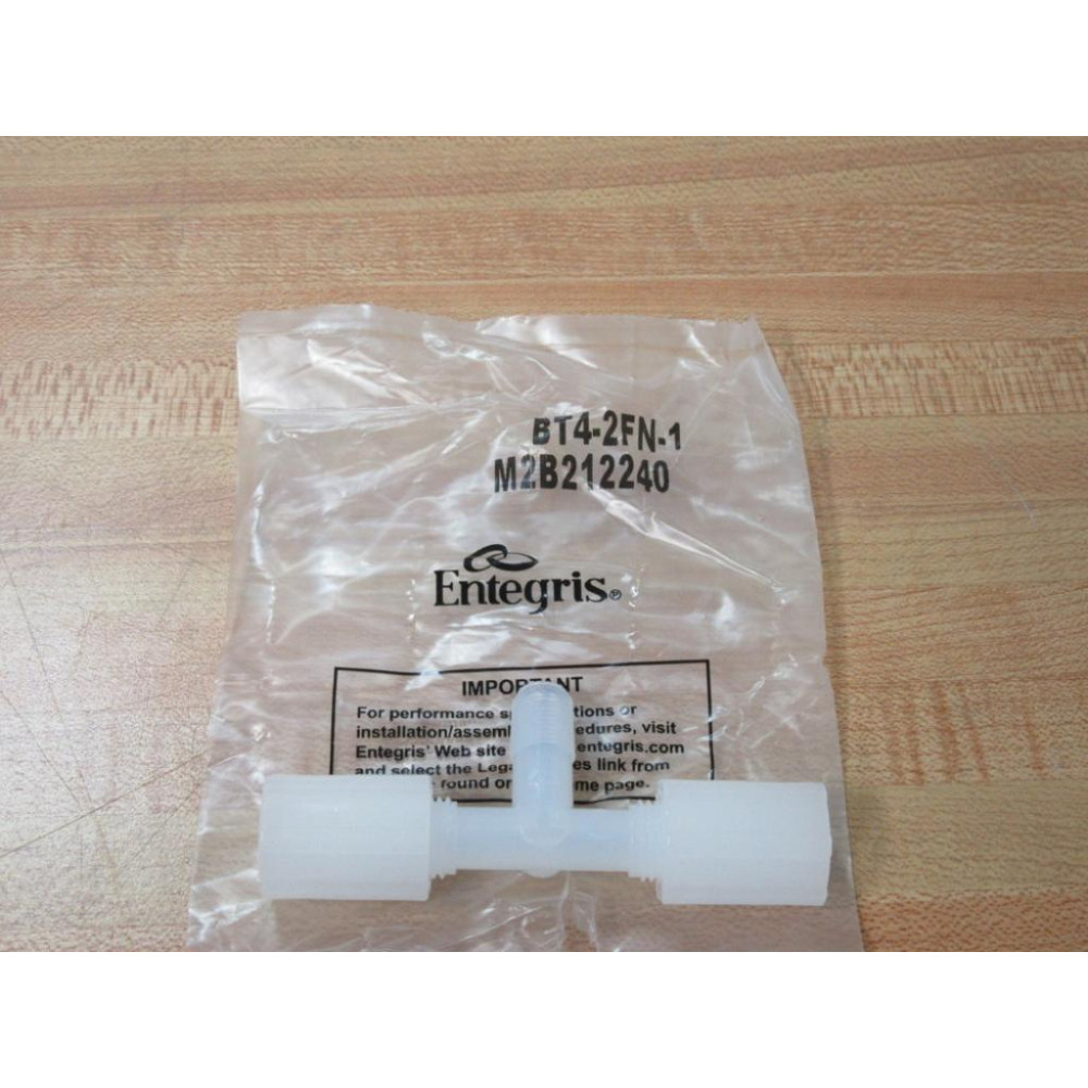Entegris BT4-2FN-1 FlareTek Tee Adapter MNPT BT42FN1
