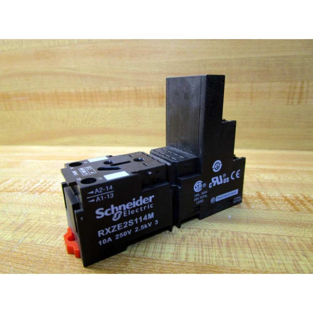 Schneider Electric RXZE2S114M Relay Socket - New No Box