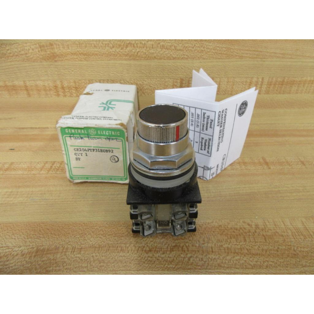 General Electric CR104PTP31E0B92 Push Button Switch