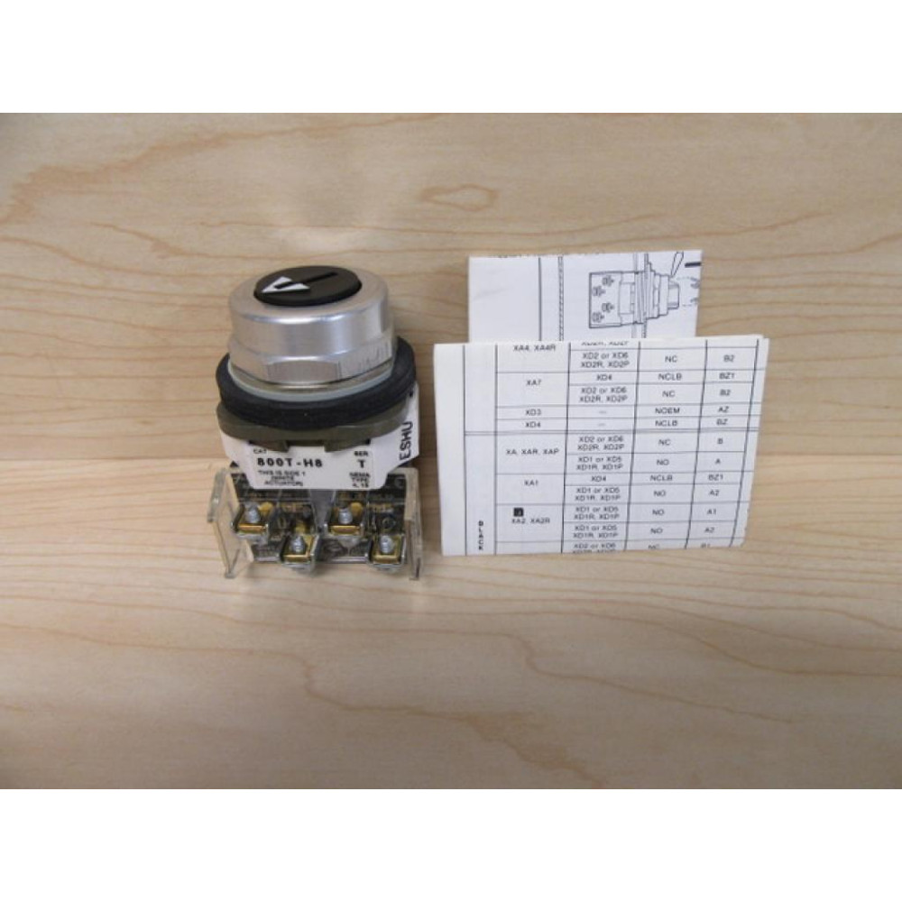 Allen Bradley 800T-H8A Selector Switch - New No Box
