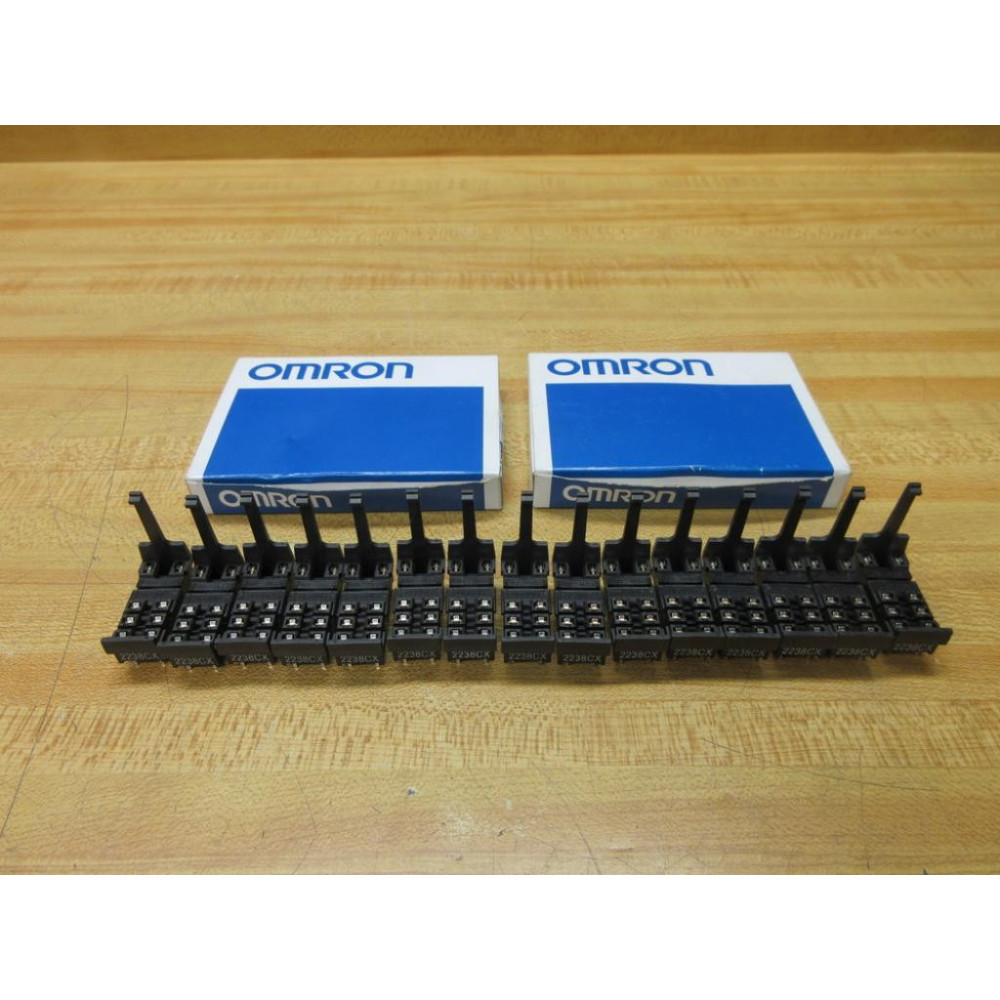 Omron P2R-08P Relay Socket P2R-08 (Pack of 15)