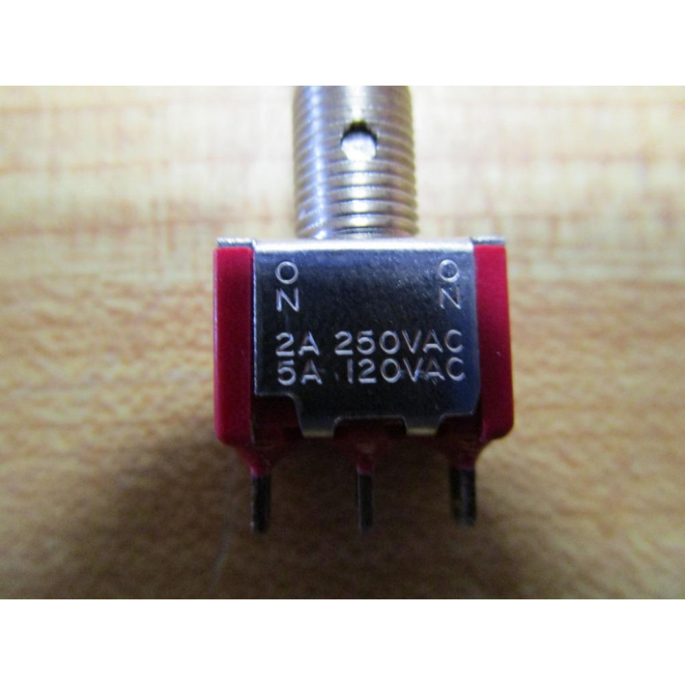 C&K 676-3135 Toggle Switch - New No Box