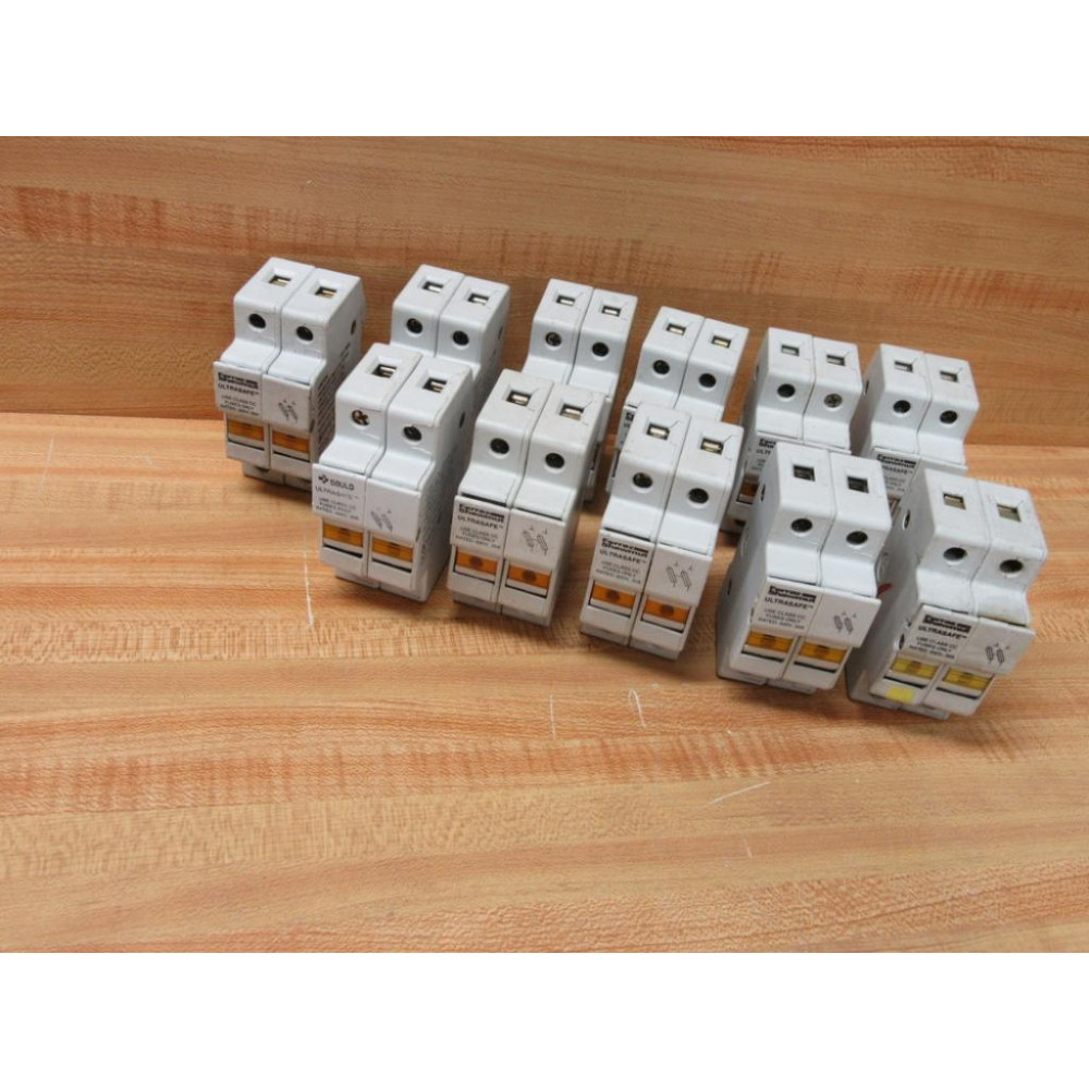 Ferraz  Shawmut USCC2I Fuse Holder Breaker USCC21 (Pack of 11) - Used