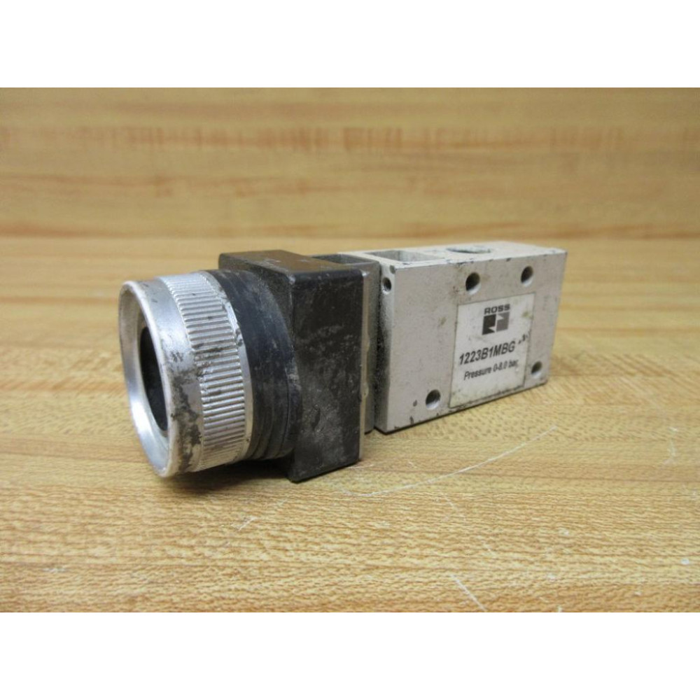 Ross Controls 1223B1MBG Manual Control Valve - Used