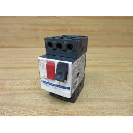 Telemecanique GV2ME104-6.3A SchneiderSquare D Motor Starter GV2ME10463A - New No Box
