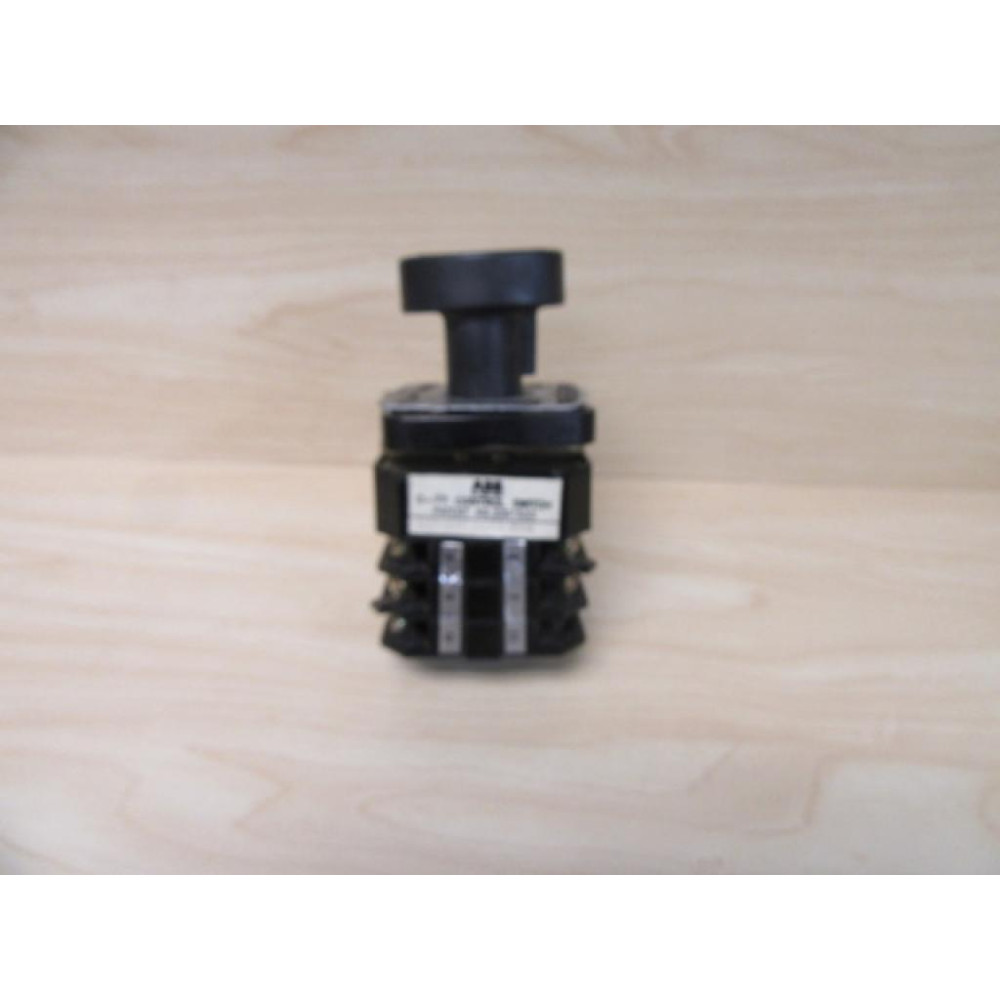 ABB C77-3001-6EE2-3002 Rotary Selector Switch Oblong Knob - Used