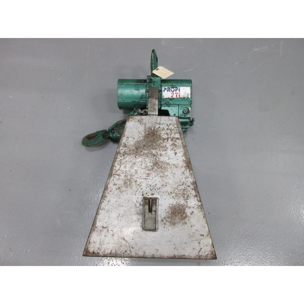 J.D. Neuhaus P304290 Profi 2 TI Pneumatic Hoist - Used