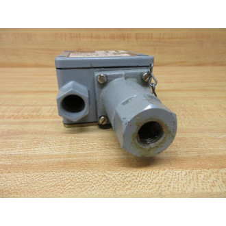 Allen Bradley 836T-T300J Pressure Control 836TT300J Series A 2000140 - Used