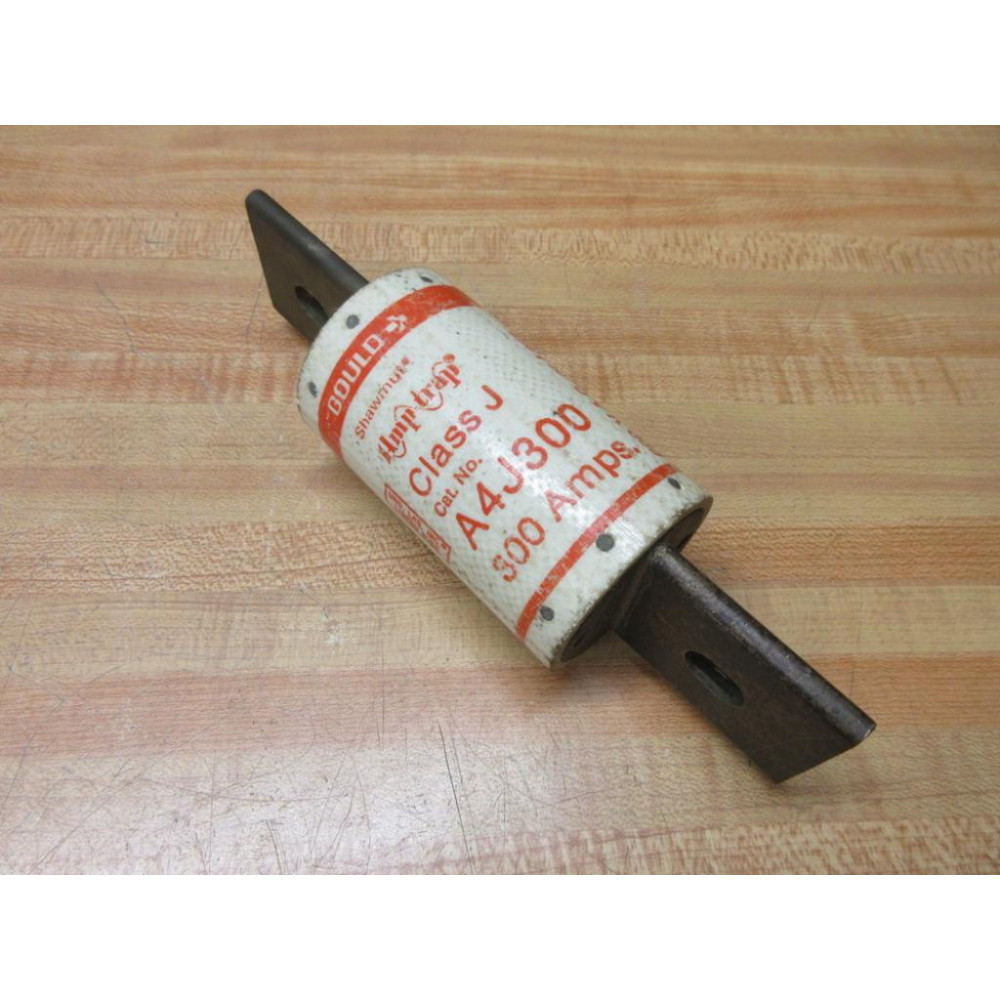 Gould Shawmut Ferraz A4J300 Mersen Fuse Cross Ref 896LK5 - Used