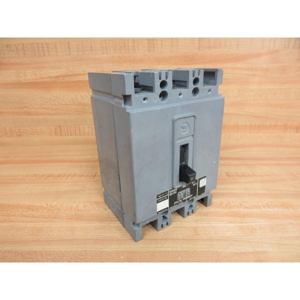 Westinghouse HFB3030 Circuit Breaker - Used