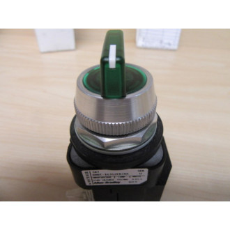 Allen Bradley 800T-16JG2KB7AX Green Selector Switch